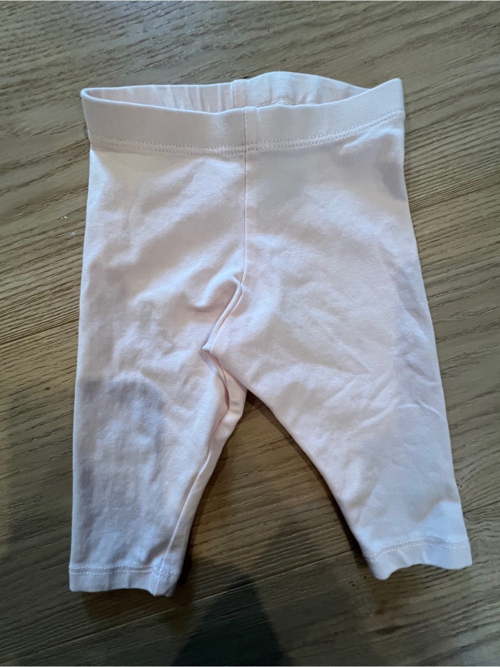 🔥 3 FOR $15 OFFER 🔥 Classic Kids Leggings - Light Pink 2-4 Months